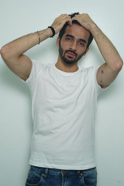 Solids: White - Qwirk Store